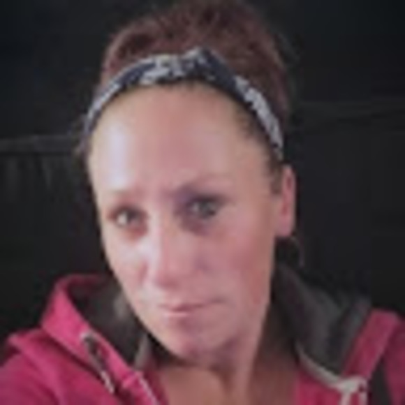 Meet your Posher, Katie - Picture 1 of 1
